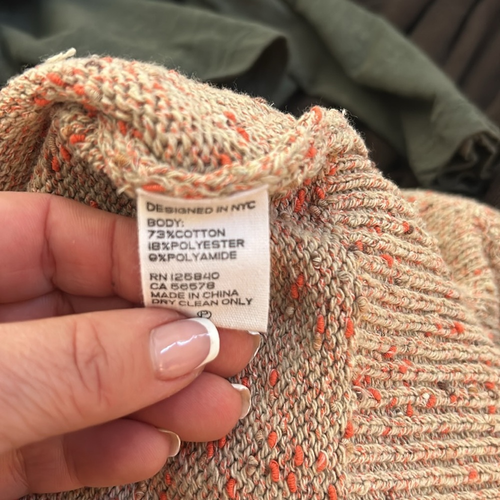 INTERMIX Boucle Sweater Size L - Picture 7 of 7